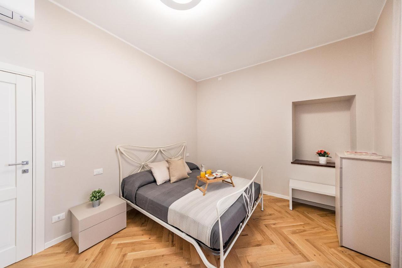 Il Lago Apartments By Wonderful Italy Salò Zewnętrze zdjęcie