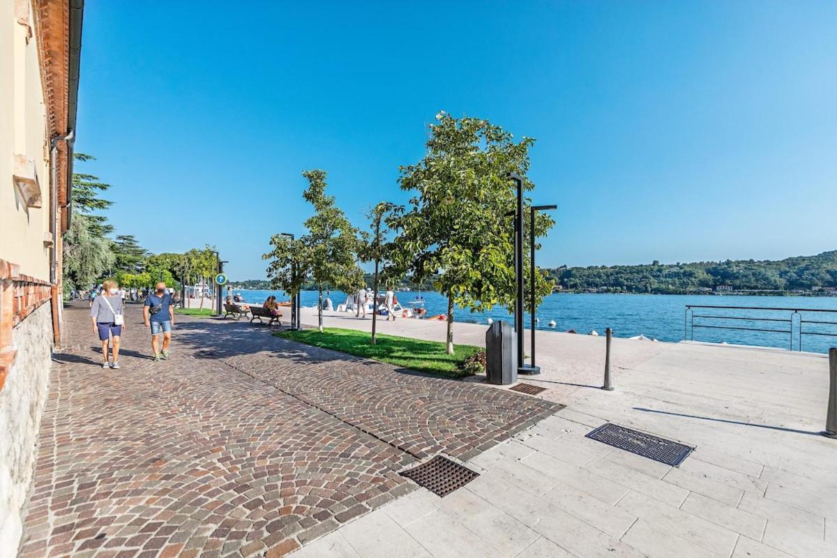 Il Lago Apartments By Wonderful Italy Salò Zewnętrze zdjęcie
